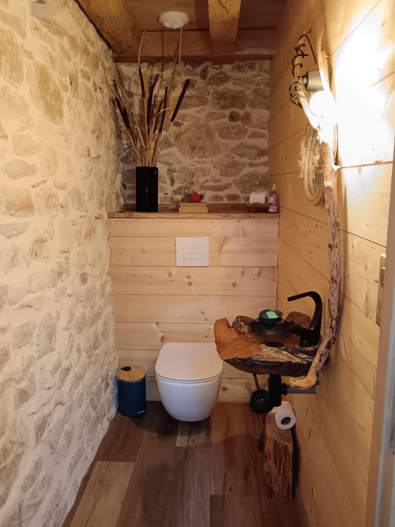Domaine Moulin De Quincenat Apartment Champagnat  ภายนอก รูปภาพ
