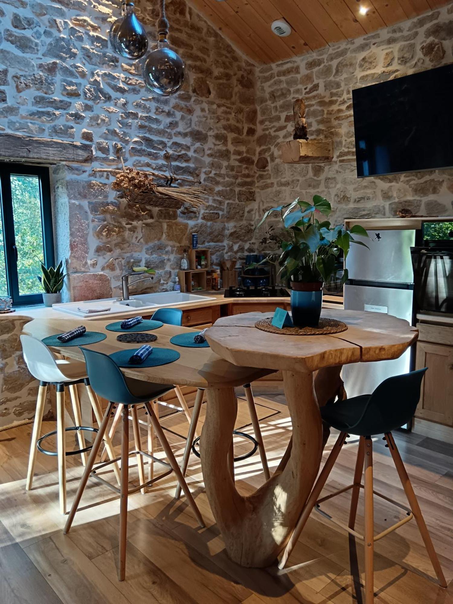 Domaine Moulin De Quincenat Apartment Champagnat  ภายนอก รูปภาพ